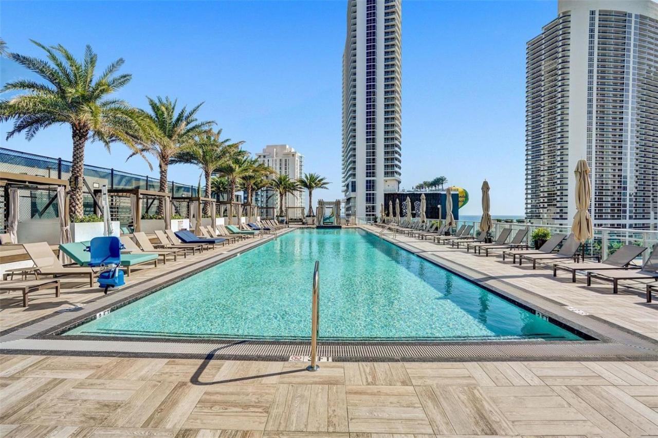 Hyde Beach House Three-Bedroom, Waterfront, Ocean And Intercostal View, Rooftop Pool, 5 Min Walk To Beach Hollywood Extérieur photo