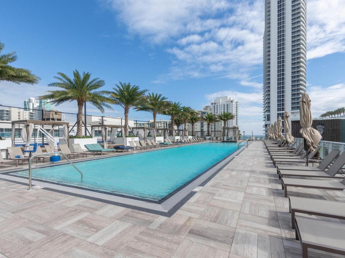 Hyde Beach House Three-Bedroom, Waterfront, Ocean And Intercostal View, Rooftop Pool, 5 Min Walk To Beach Hollywood Extérieur photo