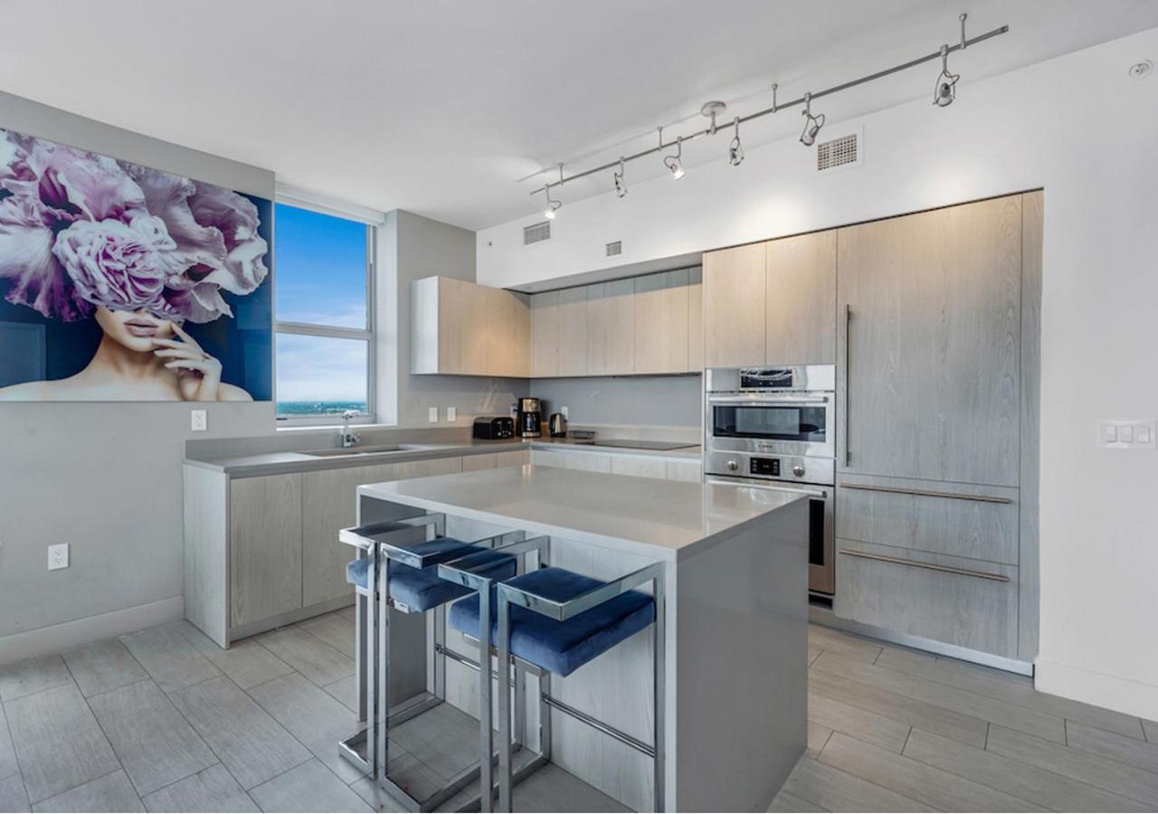 Hyde Beach House Three-Bedroom, Waterfront, Ocean And Intercostal View, Rooftop Pool, 5 Min Walk To Beach Hollywood Extérieur photo