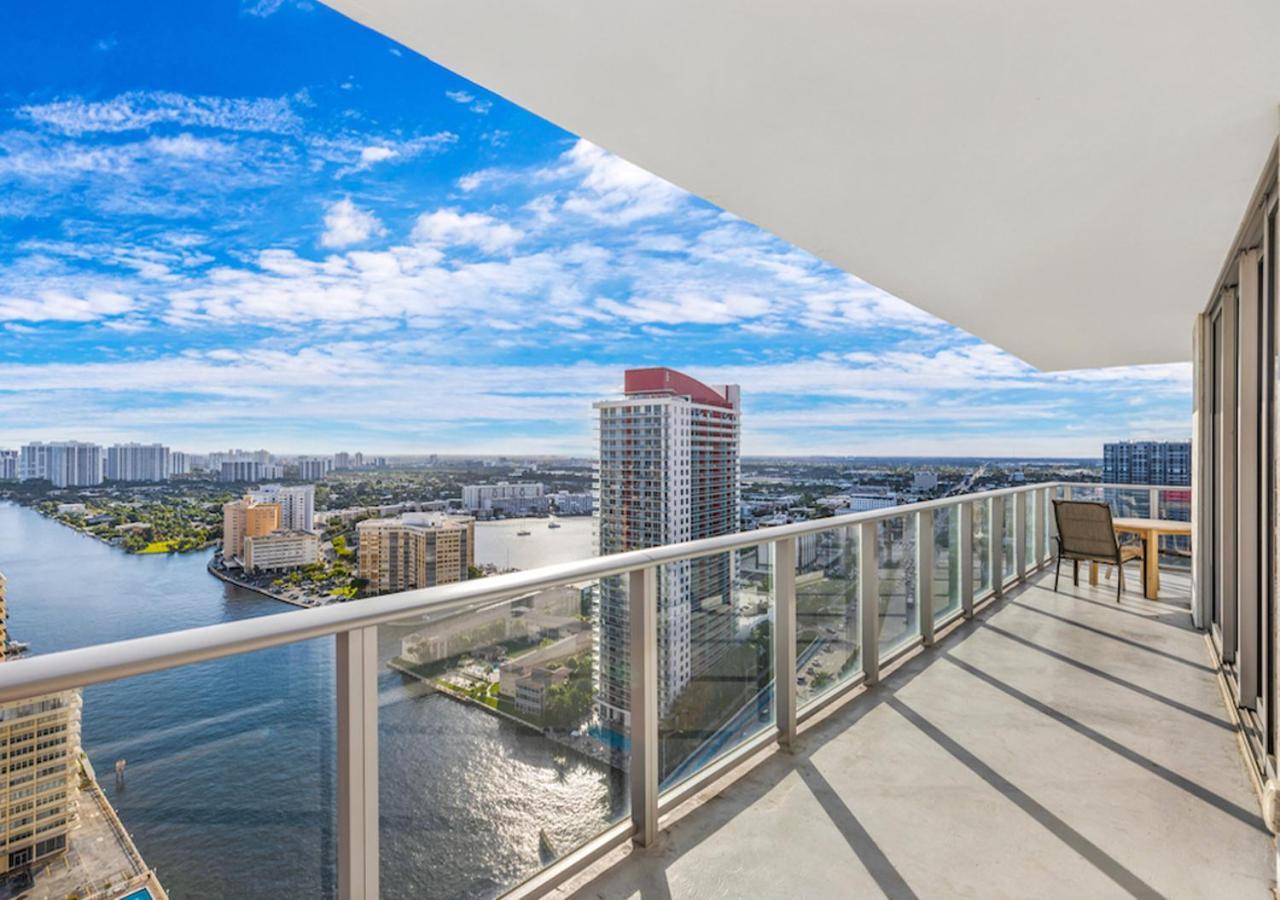Hyde Beach House Three-Bedroom, Waterfront, Ocean And Intercostal View, Rooftop Pool, 5 Min Walk To Beach Hollywood Extérieur photo