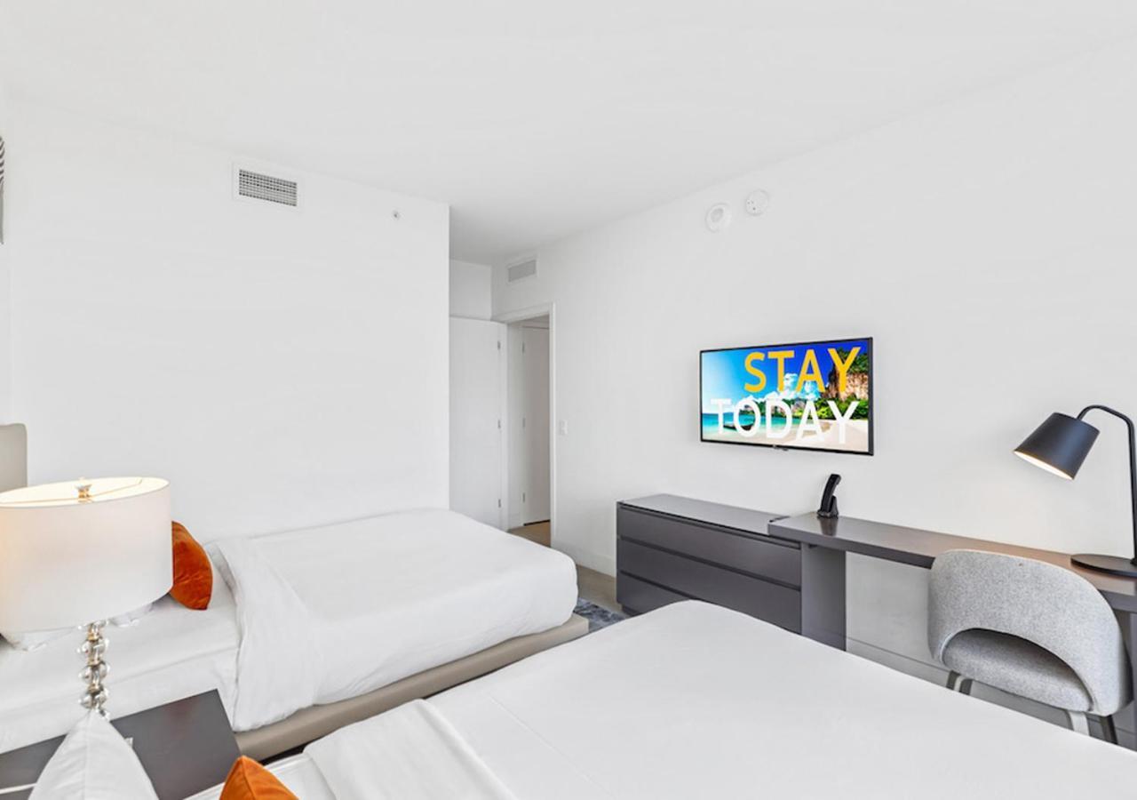 Hyde Beach House Three-Bedroom, Waterfront, Ocean And Intercostal View, Rooftop Pool, 5 Min Walk To Beach Hollywood Extérieur photo