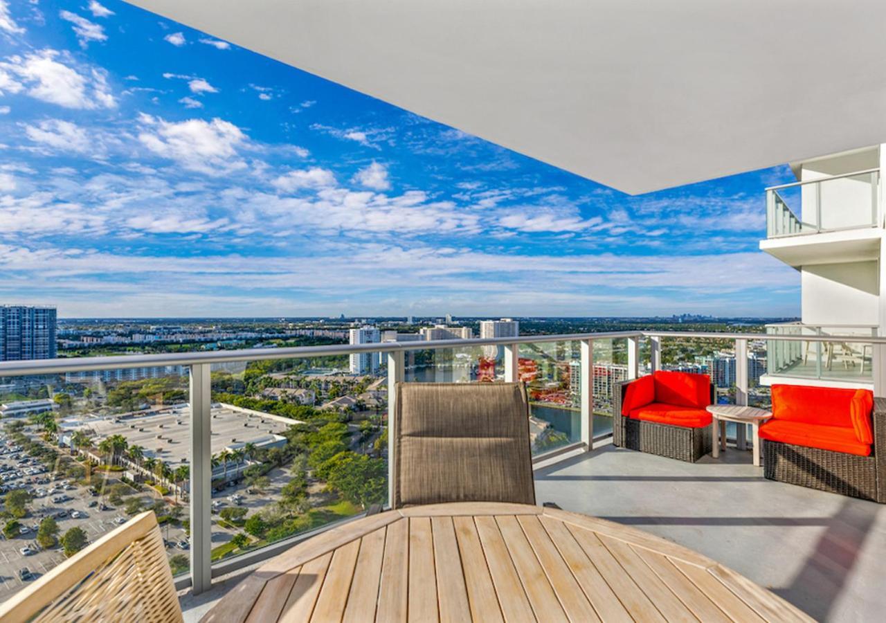 Hyde Beach House Three-Bedroom, Waterfront, Ocean And Intercostal View, Rooftop Pool, 5 Min Walk To Beach Hollywood Extérieur photo
