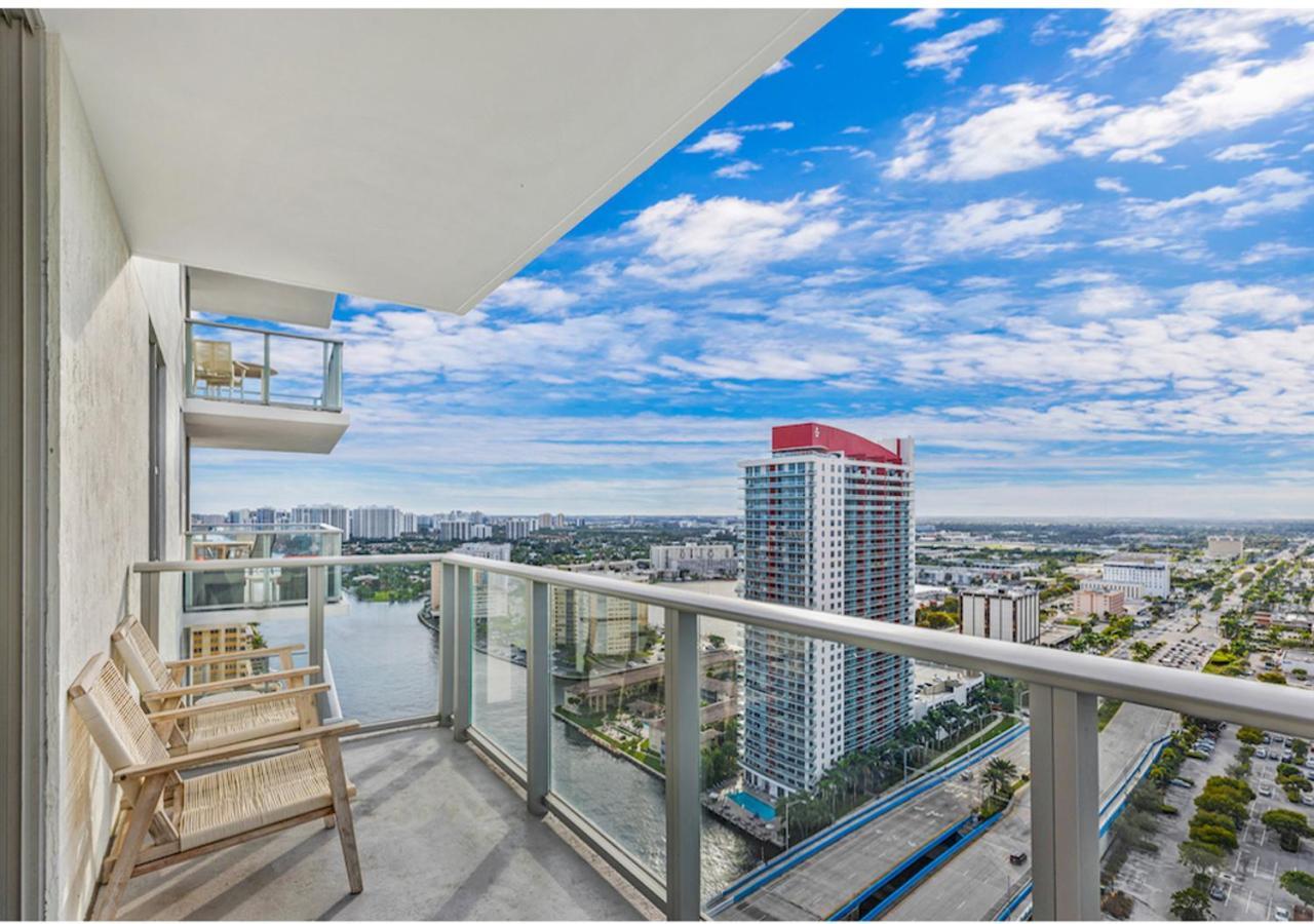 Hyde Beach House Three-Bedroom, Waterfront, Ocean And Intercostal View, Rooftop Pool, 5 Min Walk To Beach Hollywood Extérieur photo